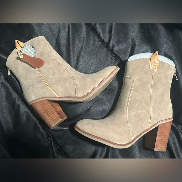 Mia Susanna Western Boots - Picture 1 of 5
